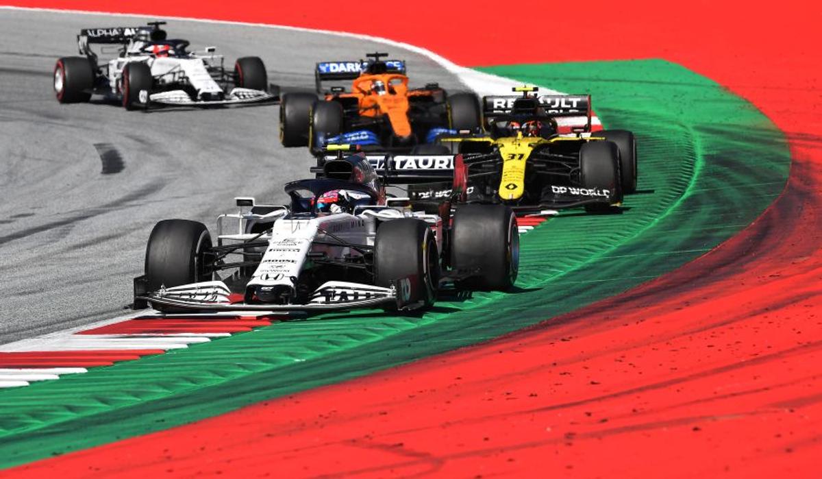FORMULA 1. Moment controversat la MP al Austriei! Cine sunt cei 6 piloți care au refuzat să îngenuncheze pentru lupta împotriva rasismului