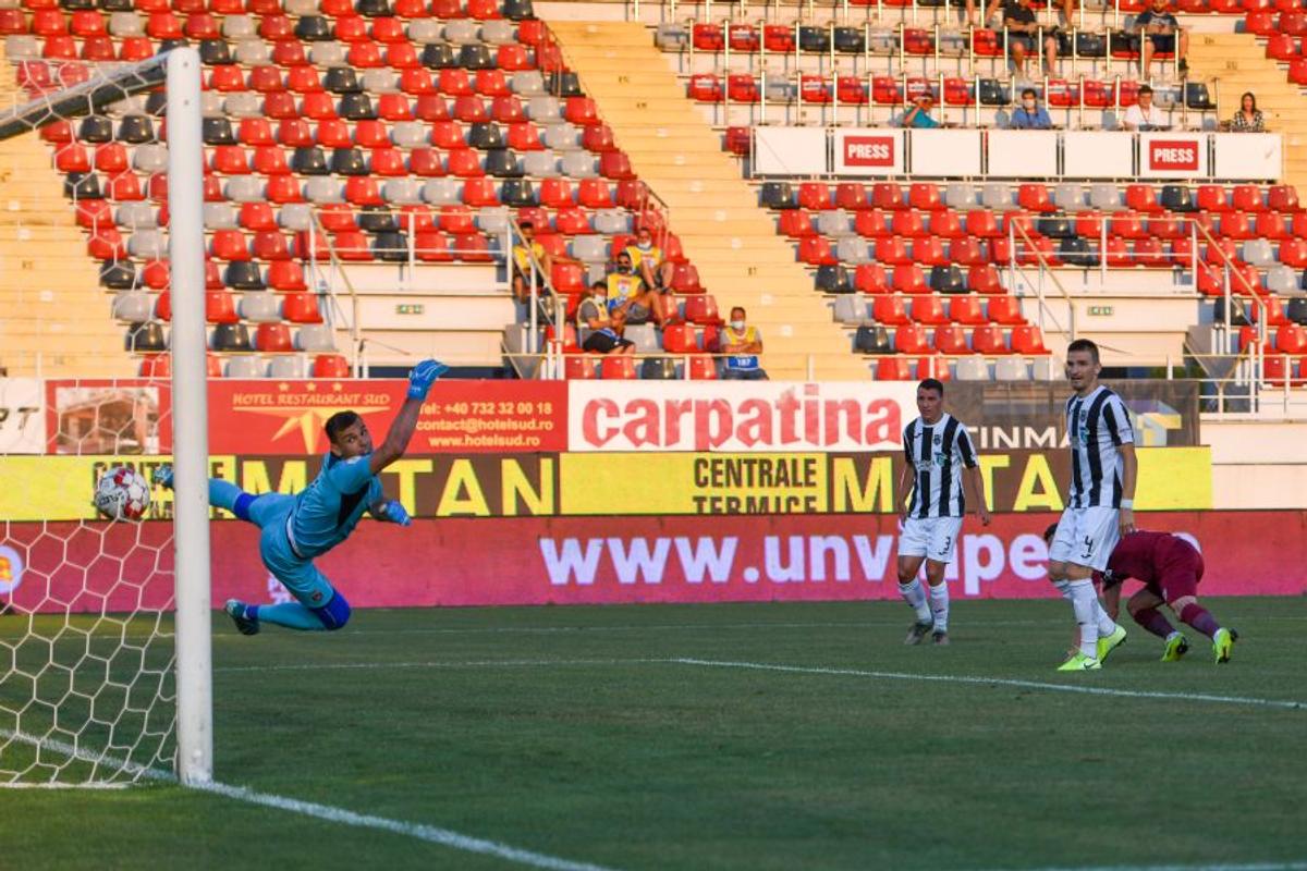 Adio Dan Petrescu?! CFR Cluj și-ar fi găsit antrenorul pentru sezonul viitor
