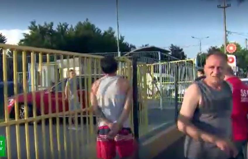 Vali Lazăr, dialog încins cu un fan FOTO:  Captură @sportro
