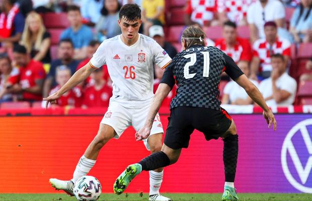 Pedri, noul Xavi, are o ascensiune fulminantă » De la debut la titular indiscutabil la Barcelona și naționala Spaniei