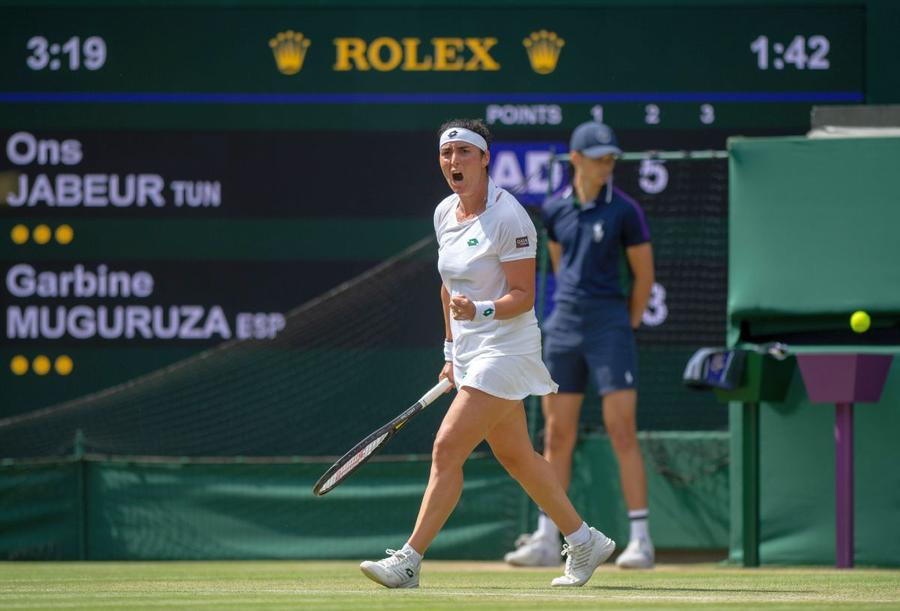 Ons Jabeur continuă să impresioneze pe iarba londoneză / foto: Guliver/Getty Images Surpriză notabilă la Wimbledon » Iga Swiatek, eliminată în optimi!
