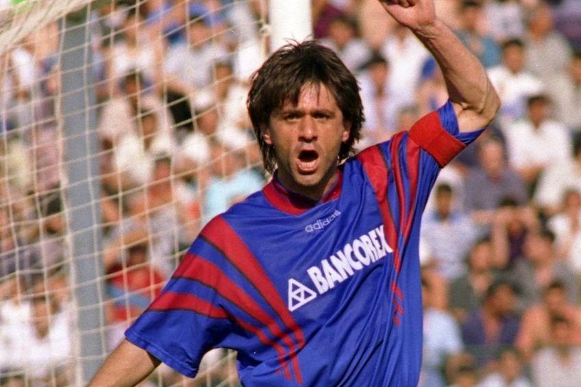 CSA Steaua retrage numărul 7, făcut celebru la roș-albaștri de Marius Lăcătuș! Anunțul oficial va fi făcut miercuri, pe 7 iulie, când noul Ghencea va fi inaugurat cu amicalul contra celor de la OFK Belgrad.
