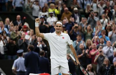 Roger Federer, încă un pas spre titlul 9 la Wimbledon » Victorie cu „floricele” în fața lui Sonego