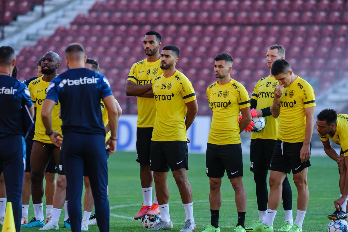 CFR Cluj nu se joacă! Șanse mari ca Șumudică să primească alte trei achiziții