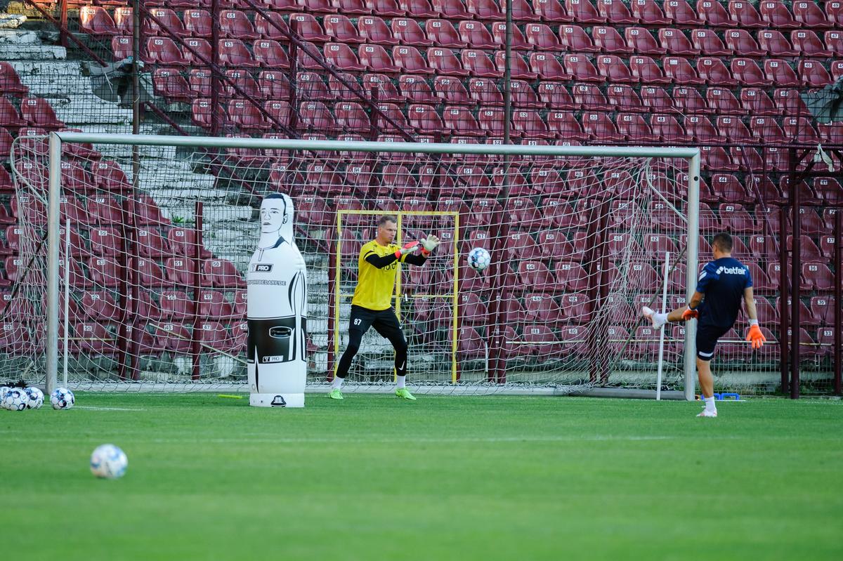 CFR Cluj nu se joacă! Șanse mari ca Șumudică să primească alte trei achiziții