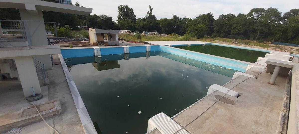 Ștrandul rațelor sălbatice » De 4 ani, autoritățile blochează renovarea Bazei Tineretului