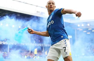 Richarlison ratează startul sezonului la Tottenham » Suspendat după ce a aruncat cu o fumigenă spre fani