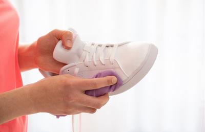 Cum se curăță pantofii sport? 5 metode care vor prelungi durata de viață a încălțămintei