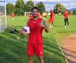 Atenție, dinamoviștii fac poze: „«Bello», frumosule, uită-te!” » Cine a pozat ca fotomodel, „jucător la Barcelona” și luptător kung fu