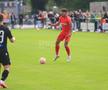 Debut de coșmar: Ngezana s-a făcut de râs la primul meci pentru FCSB! + Ce stoperi vor fi titulari în prima etapă