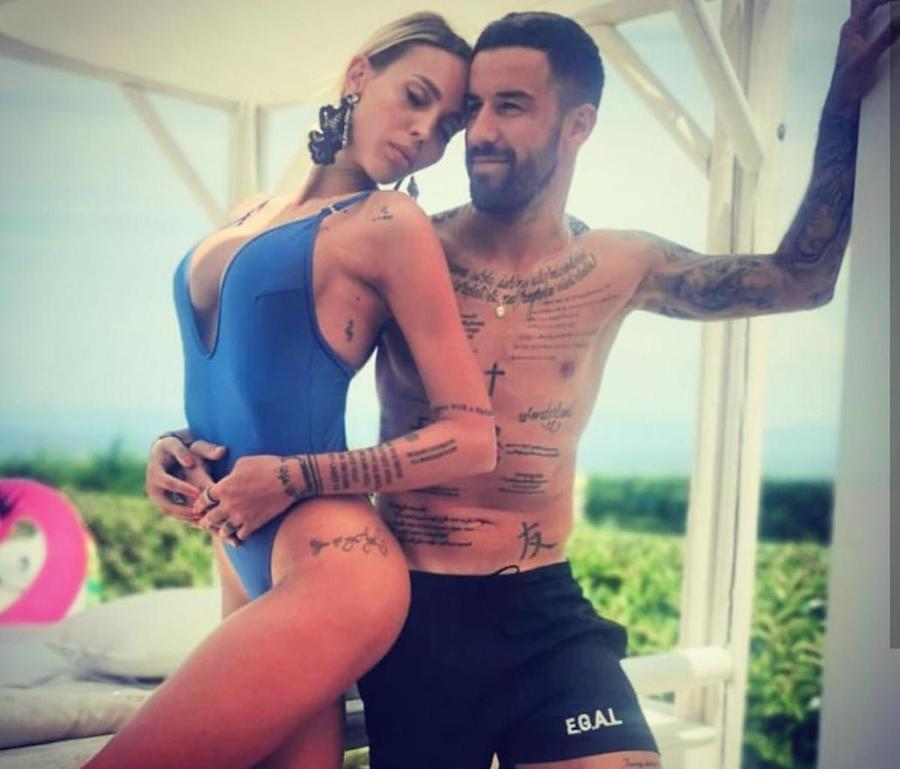 Gabi și Lena Enache Gabi Enache acuză „lipsa incredibilă de organizare” de la Craiova lui Mititelu: „Napoli se scuza în ultimul hal în fața mea. E greu să faci performanță când n-ai mâncare”