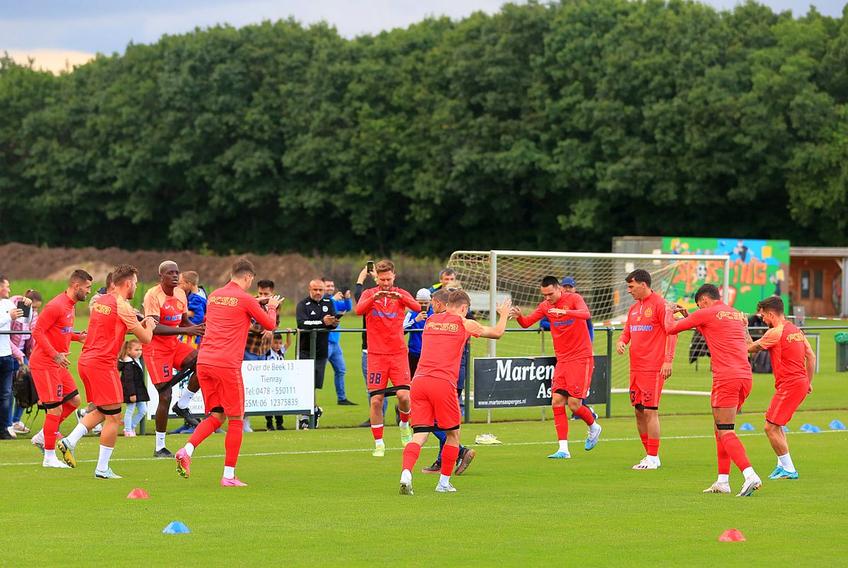 FCSB, la meciul cu PAOK // foto: Ionuț Iordache