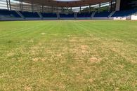 Primarul: „Stați liniștiți, se lucrează la gazon!” » Cum arăta astăzi terenul pe care urmează să se joace FCU Craiova - FCSB + prețurile biletelor