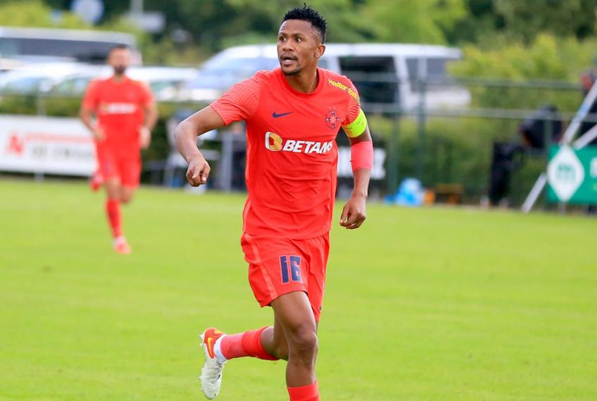 Siyabonga Ngezana în FCSB - PAOK // foto: Ionuț Iordache