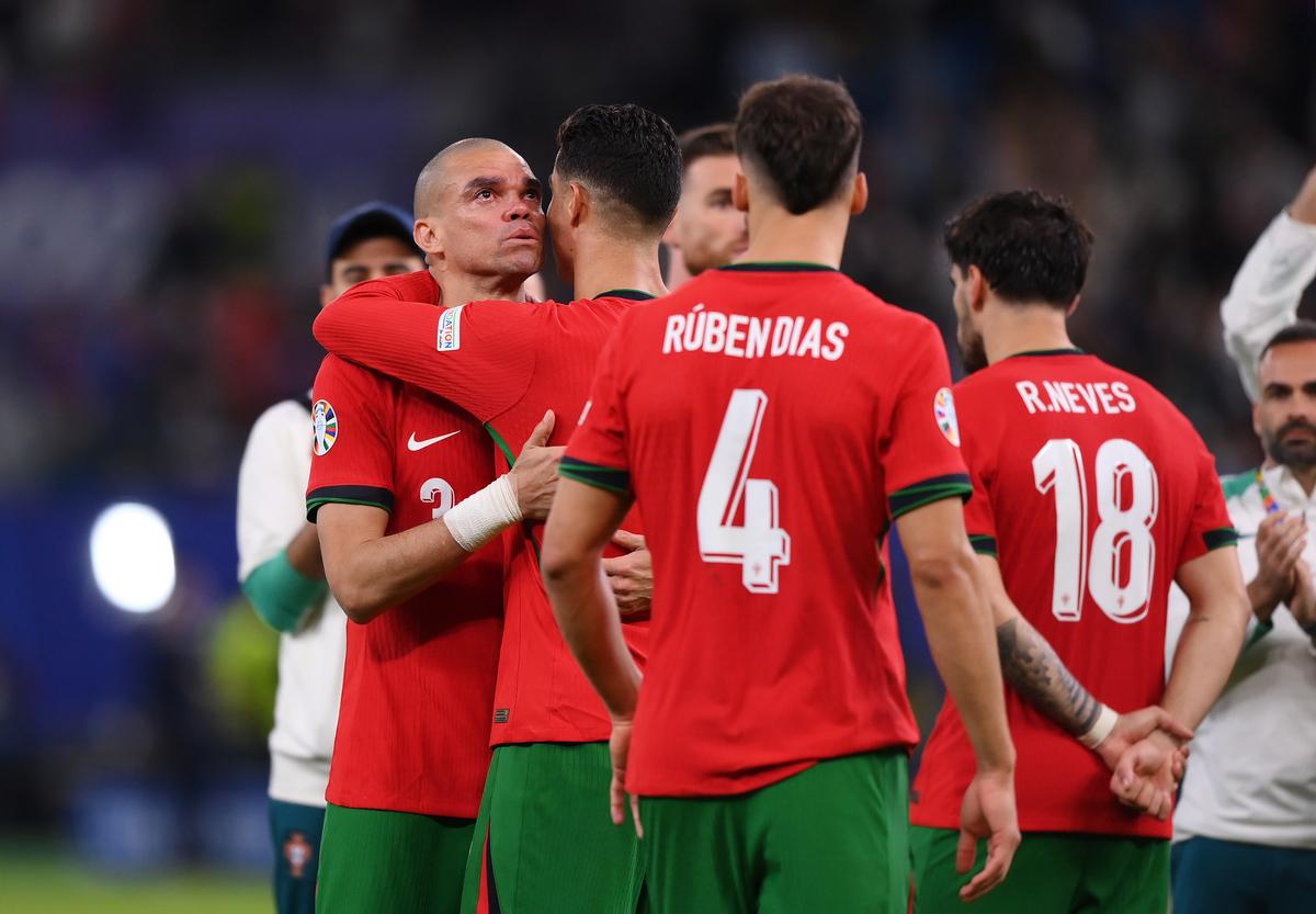 Finalul unei ere! Pepe își încheie cariera de fotbalist la 41 de ani
