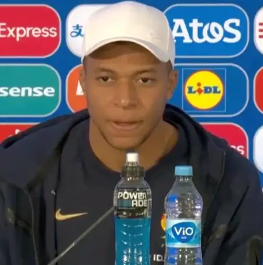 Mbappe i-a îndemnat pe francezi să voteze împotriva lui Marine Le Pen „Ați reacționat împotriva pericolului Marine Le Pen” » Jucătorii Franței, avalanșă de reacții după surpriza din alegerile din Hexagon