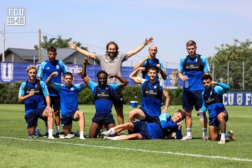 Moses Abbey e așteptat să se alăture celorlați fotbaliști de la FCU Craiova cu o întârziere de un an. Foto: facebook Fotbal Club Universitatea 1948