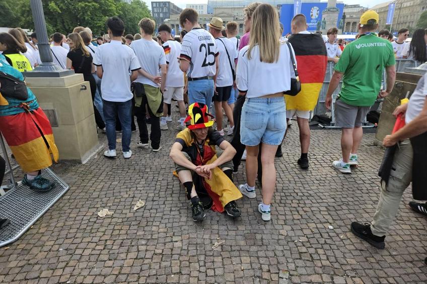 A fost nebunie maximă în Fan Zone-ul din Stuttgart cu ocazia meciului cu Spania.