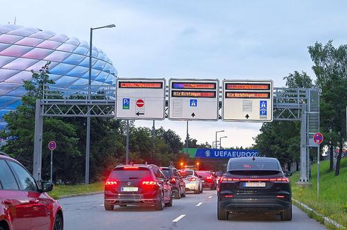 De la startul Euro, am străbătut mii de kilometri între orașele din Germania // foto: Imago Images