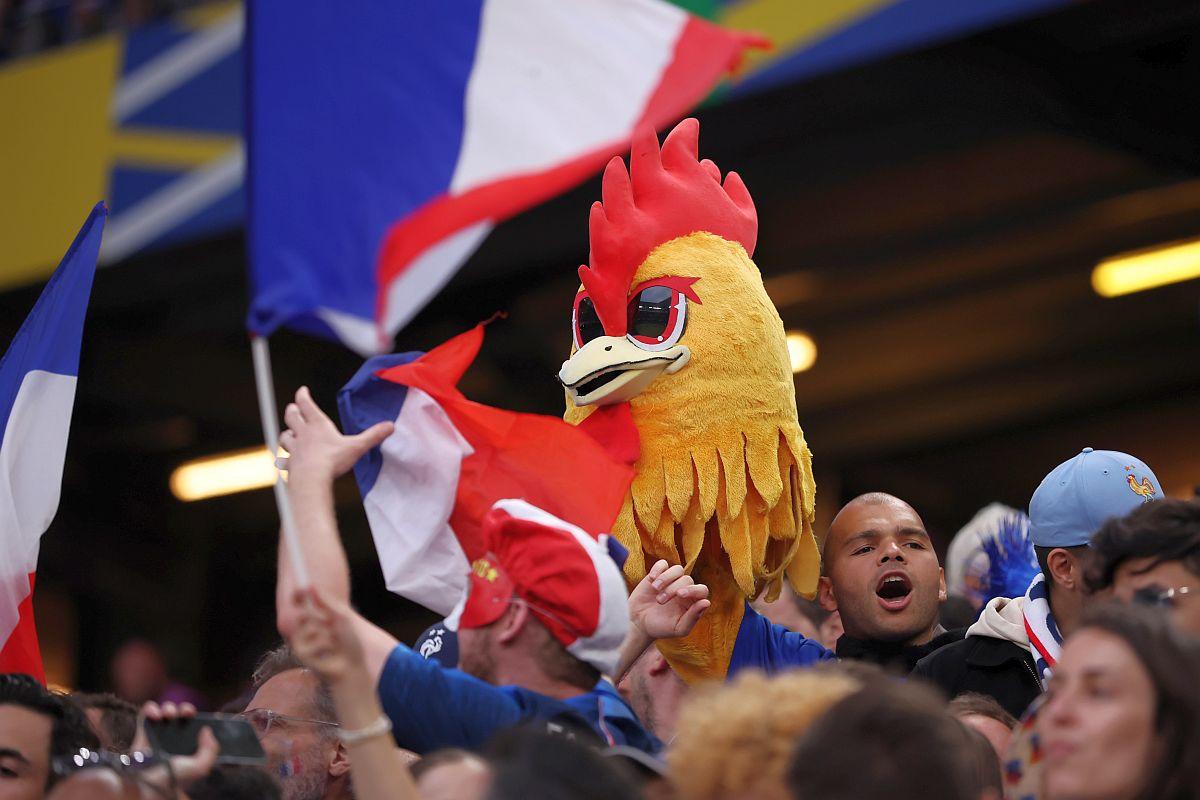 Marine Le Pen l-a tulburat! Francezii vin cu 5 motive pentru care Mbappe a jucat slab la Euro 2024: „Îl preocupă!”