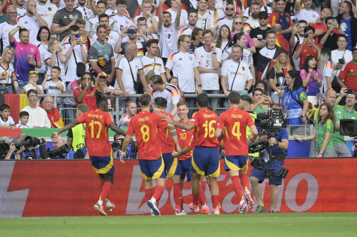 Cine va fi desemnat cel mai bun jucător de la Euro 2024? Favoritul detașat + Yamal, puștiul care a scris istorie, e pe locul 2!