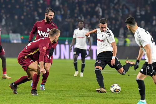 Filip Ilie, în acțiune pentru U Cluj // foto: Imago Images