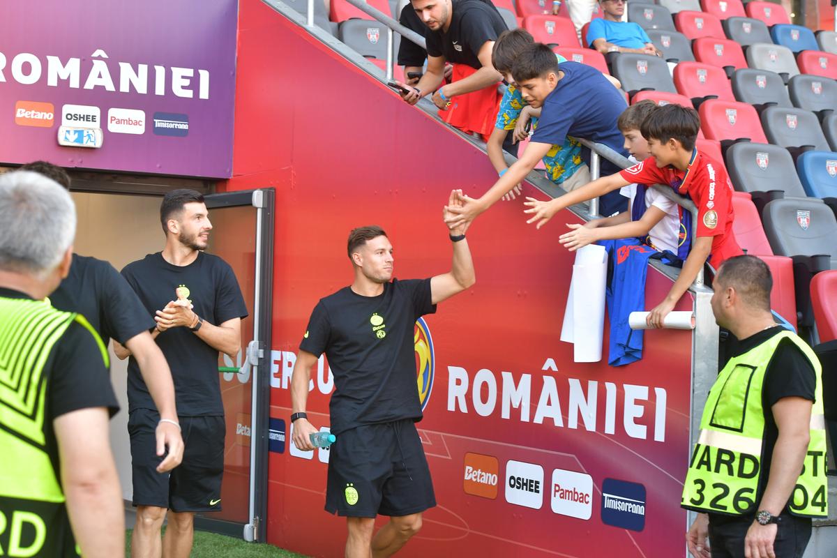Ce au găsit jandarmii în Ghencea, înainte de FCSB - CFR Cluj