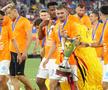 FCSB a primit trofeul Supercupei României, după 2-1 cu CFR Cluj. Foto: Cristi Preda & Andrei Furnigă (GSP.RO)