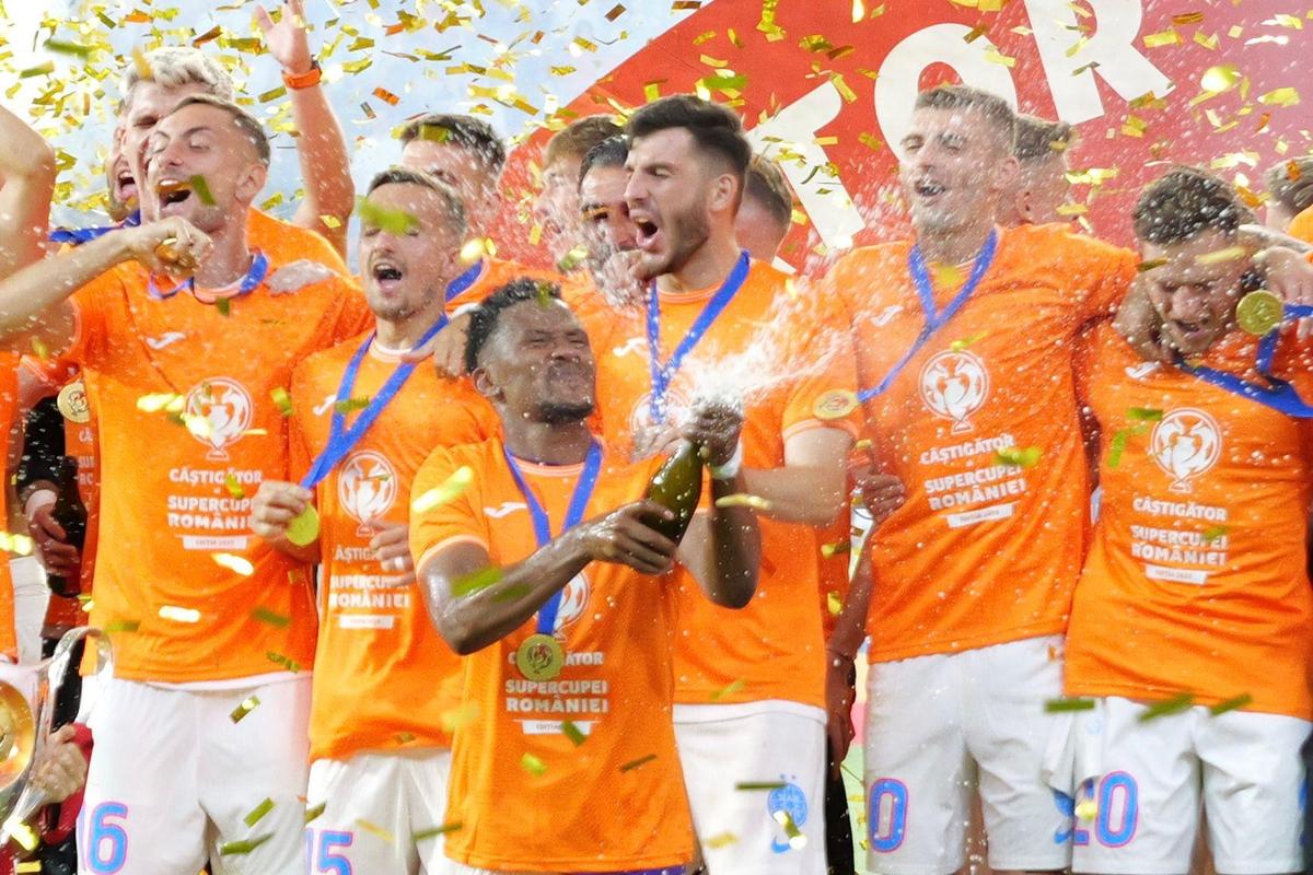 Charalambous a făcut-o supercampioană pe FCSB și ulterior a dezvăluit: „Am primit ceva oferte. Asta am hotărât”
