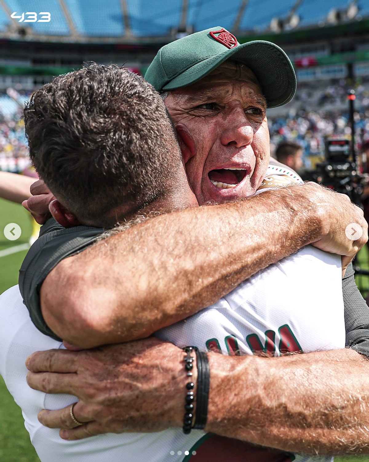 „Va fi un antrenor grozav!” » Thiago Silva a schimbat tactica echipei sale într-o pauză de hidratare și Fluminense a obținut calificarea în semifinale la Mondialul Cluburilor