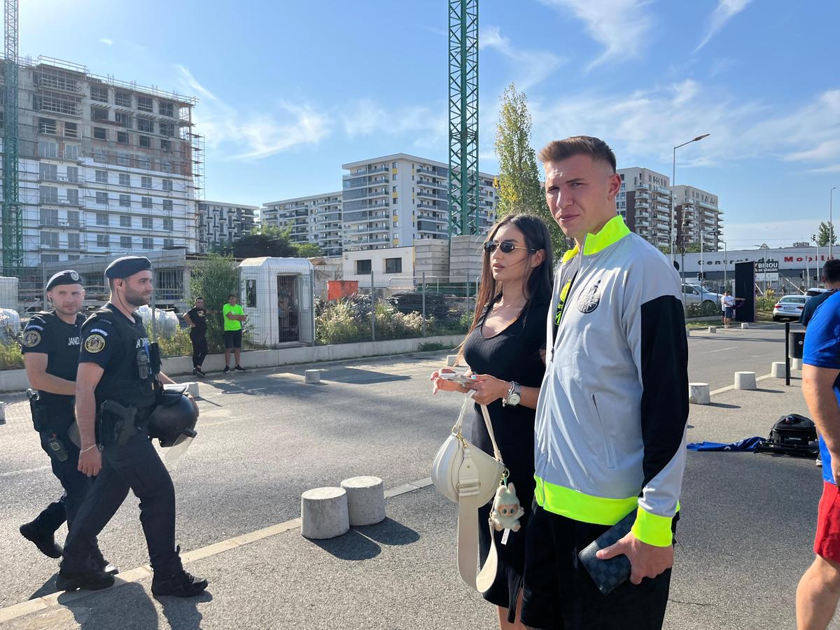 Andrei Gheorghiță a venit cu iubita la Supercupa dintre FCSB și CFR Cluj! Surprins printre fanii campioanei alături de alt fotbalist