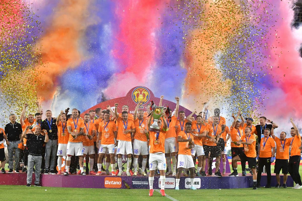 Charalambous a făcut-o supercampioană pe FCSB și ulterior a dezvăluit: „Am primit ceva oferte. Asta am hotărât”