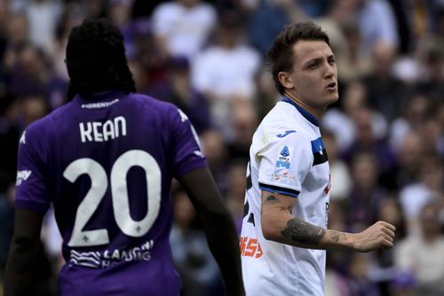 Mateo Retegui (Atalanta) l-a devansat cu 6 goluri pe Moise Kean, atacantul Fiorentinei, ]n topul marcatorilor din Serie A 2024-2025 / Foto: Imago