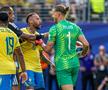 Ce și-au spus Neymar și Nyland la faza penalty-ului // foto: Imago
