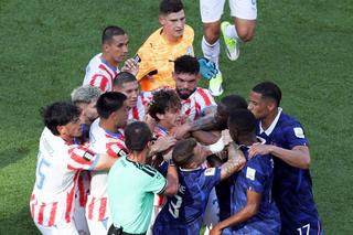 Fără precedent! Cea mai dură reacție de la Mondial: „O rușine, o echipă plină de jucători ridicoli. Arbitrul a fost catastrofal”