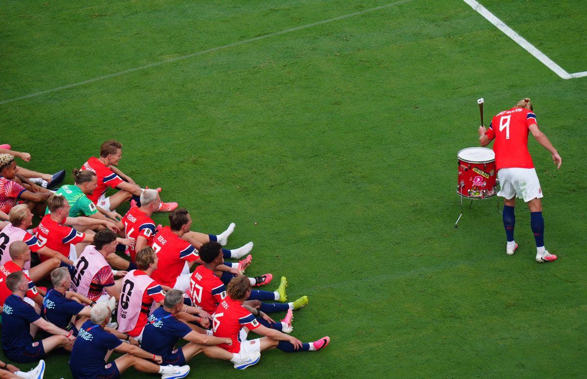 Imagini de la finalul meciului Brazilia - Norvegia, cu Neymar și Haaland