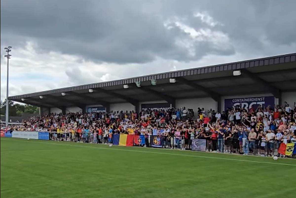 Imagini tari: fanii celor de la FCSB au dat năvală la amicalul din Belgia » „București, Steaua București!” + Moment special pentru Darius Olaru