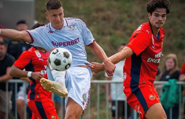 Final în Rapid - Rapid Viena, al doilea amical al verii pentru giuleșteni