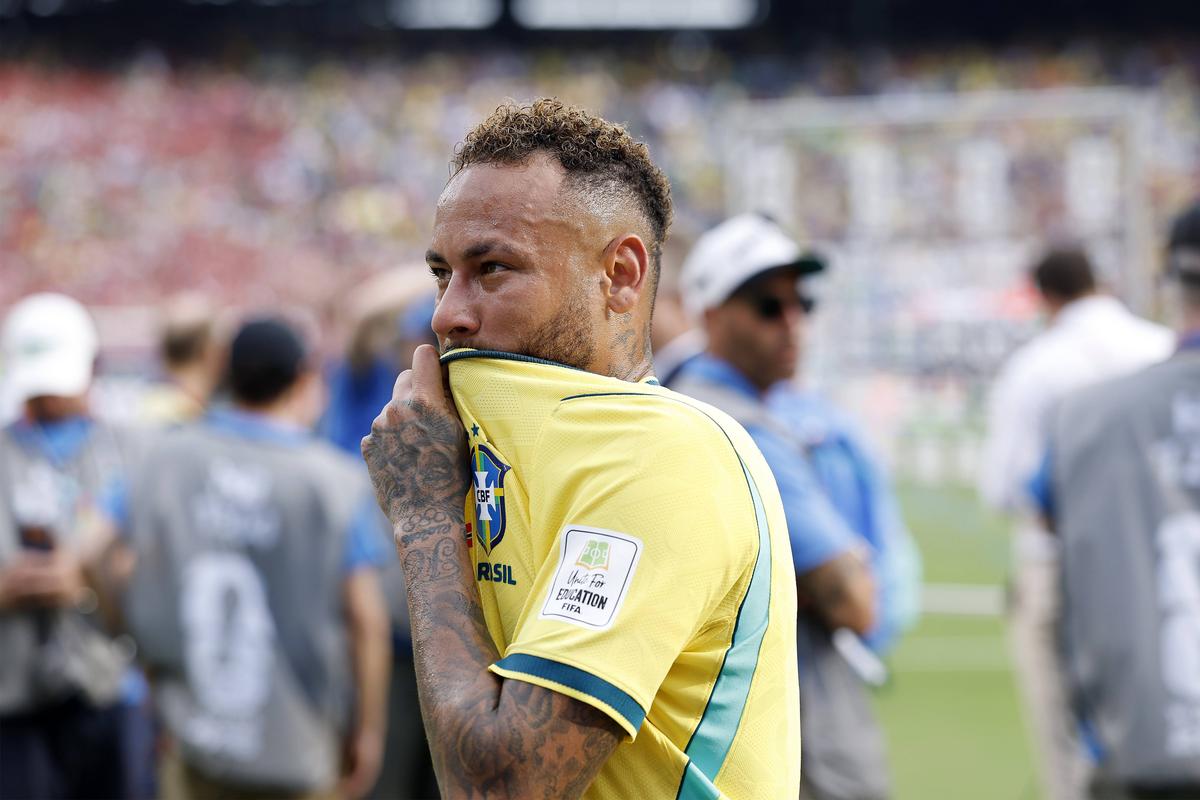 Imagini de la finalul meciului Brazilia - Norvegia, cu Neymar și Haaland