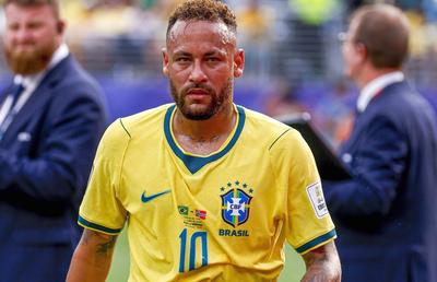 Tatăl lui Neymar, cerere pentru fiul său: „Continuă să joci fotbal!”