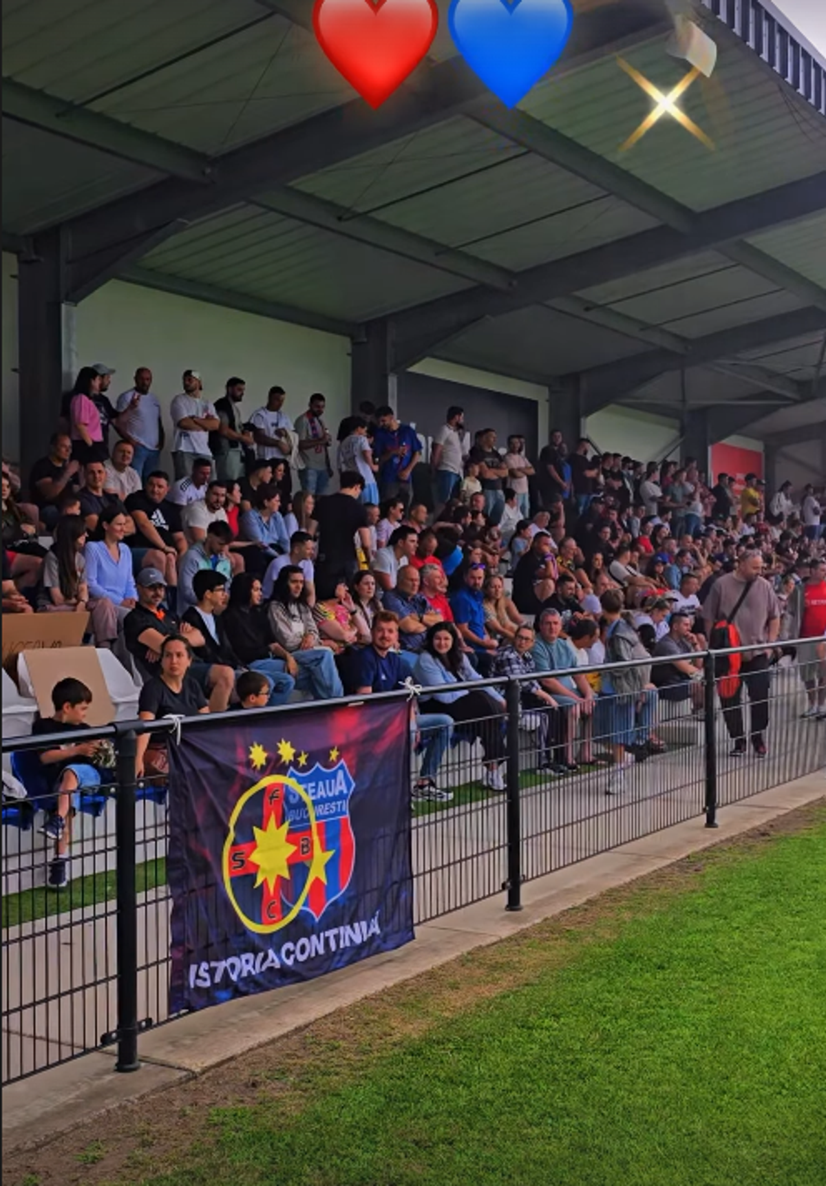 Imagini tari: fanii celor de la FCSB au dat năvală la amicalul din Belgia » „București, Steaua București!” + Moment special pentru Darius Olaru