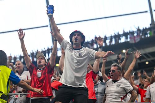 Fan englez, dispărut în drum spre Campionatul Mondial // FOTO Imago Images