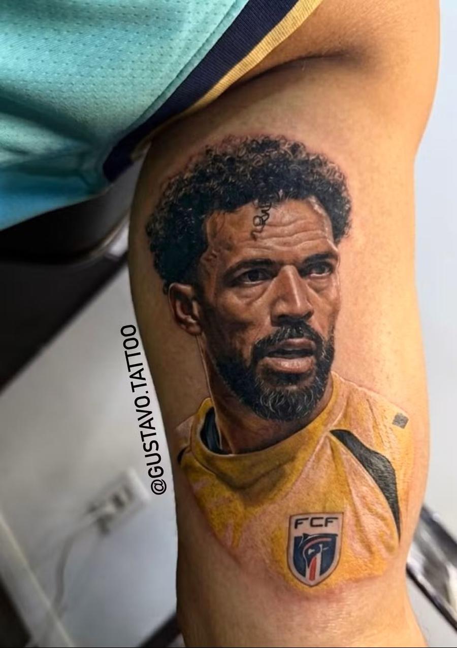 Un brazilian și-a tatuat pe braț chipul lui Vozinha Și-a făcut tatuaj cu Vozinha, eroul neașteptat de la Campionatul Mondial