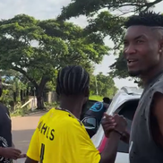 Prietenul lui Kennedy Boateng poartă tricoul lui Dinamo. Foto: Instagram