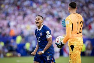 Portarul din Paraguay a explicat momentul tensionat cu Mbappe de la finalul partidei: „I-am întins mâna, dar el... M-a scos din sărite”