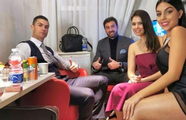 Detaliul uluitor remarcat de fani! Ce avea Georgina Rodriguez pe masă, când a ieșit cu Cristiano Ronaldo: „Se poate mai exotic de atât?!”