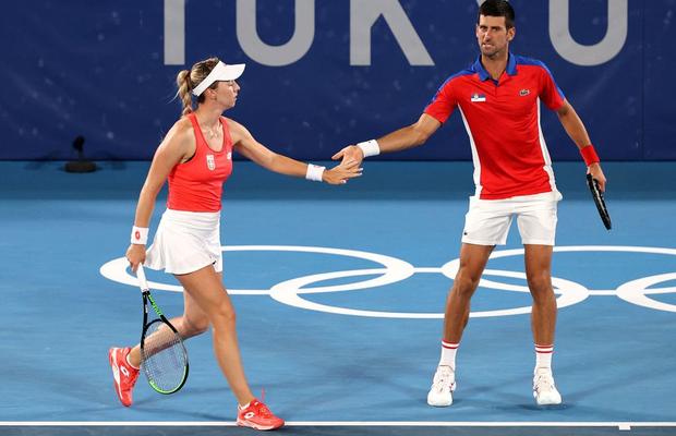 Mesajul Ninei Stojanovic, după abandonul lui Novak Djokovic din finala mică la dublu mixt: „Doar eu știu ce-am simțit”