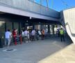 În Ghencea era coadă la bilete înaintea deschiderii caselor » Imagini de la reporterii GSP