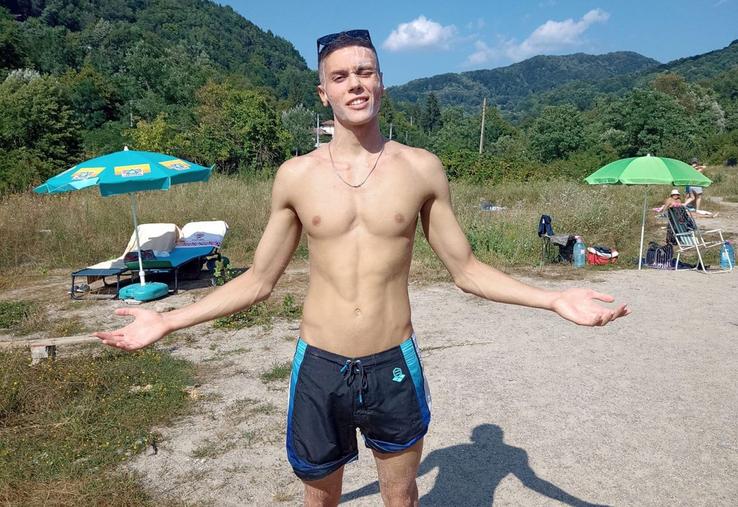 David Popovici, vacanță la Băile Sărate din Telega / Sursă foto: Facebook