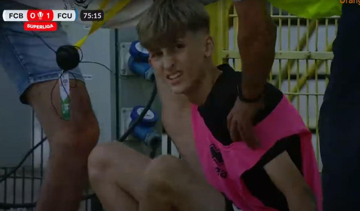 Copil de mingi accidentat la FC Botoșani - FCU Craiova / FOTO: Capturi TV @Orange Sport 1